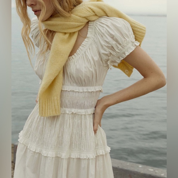 Doen Dresses & Skirts - Doen Leanne Dress in Salt Size Small